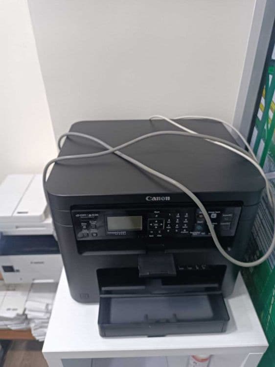 продаётся принтер CANON mf 232 w — 1