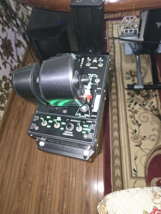 Thrustmaster Warthog Dual Throttle — 1