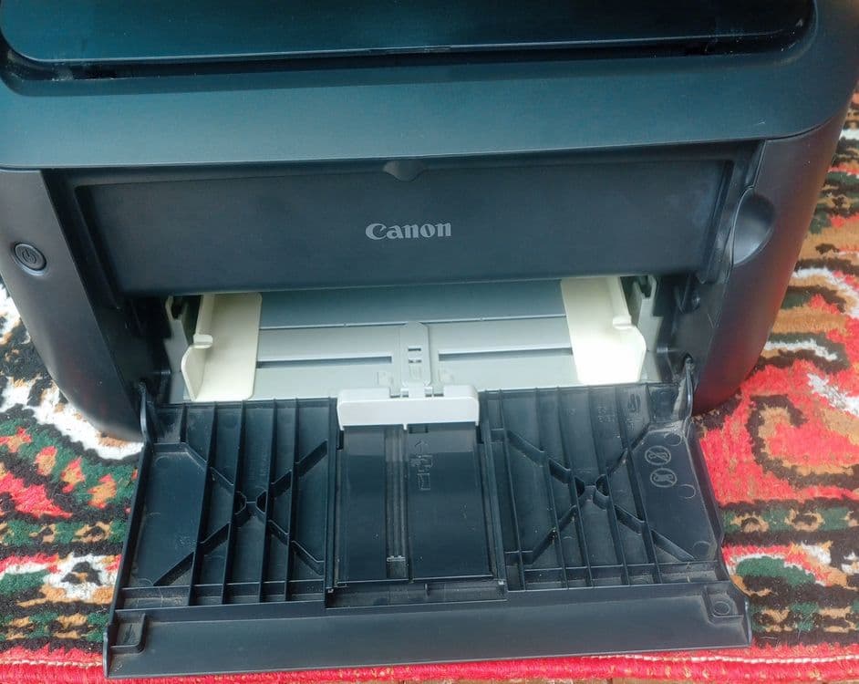 Canon LBP6030L oq-qora printer — 1