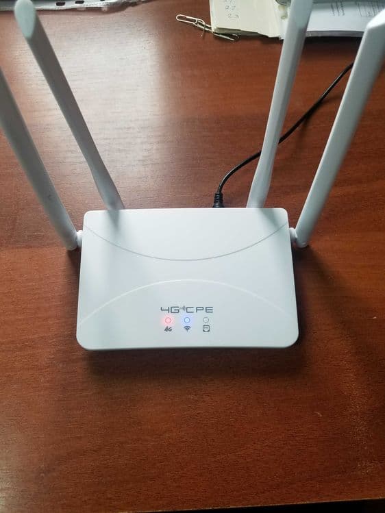 Wifi router 4G LTE — 1