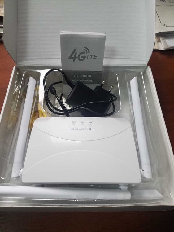 Wifi router 4G LTE — 3