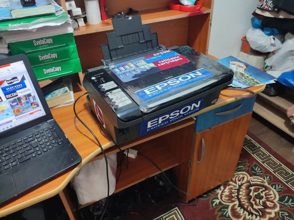Epson 7300 rangli kopiya skanerli printer aybi yoq xarajat yoq idialni — 6