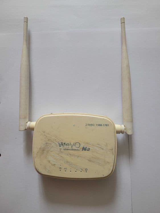 Модем ҳәм WiFi роутер сатылады. Ислеп турыпты. — 2