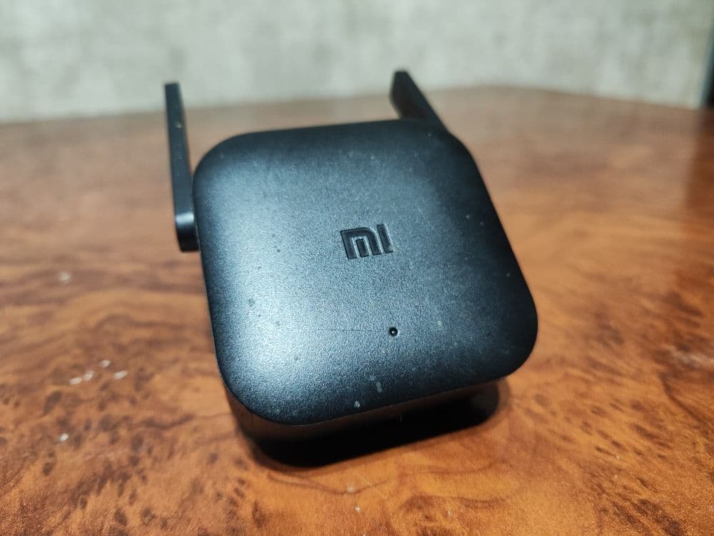 MI wifi range extender pro — 1