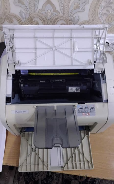 Printer sotiladi — 2