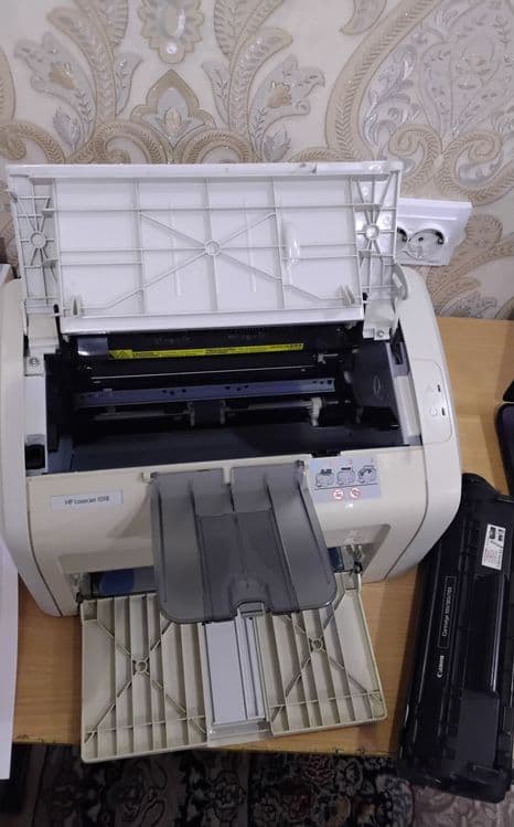 Printer sotiladi — 4