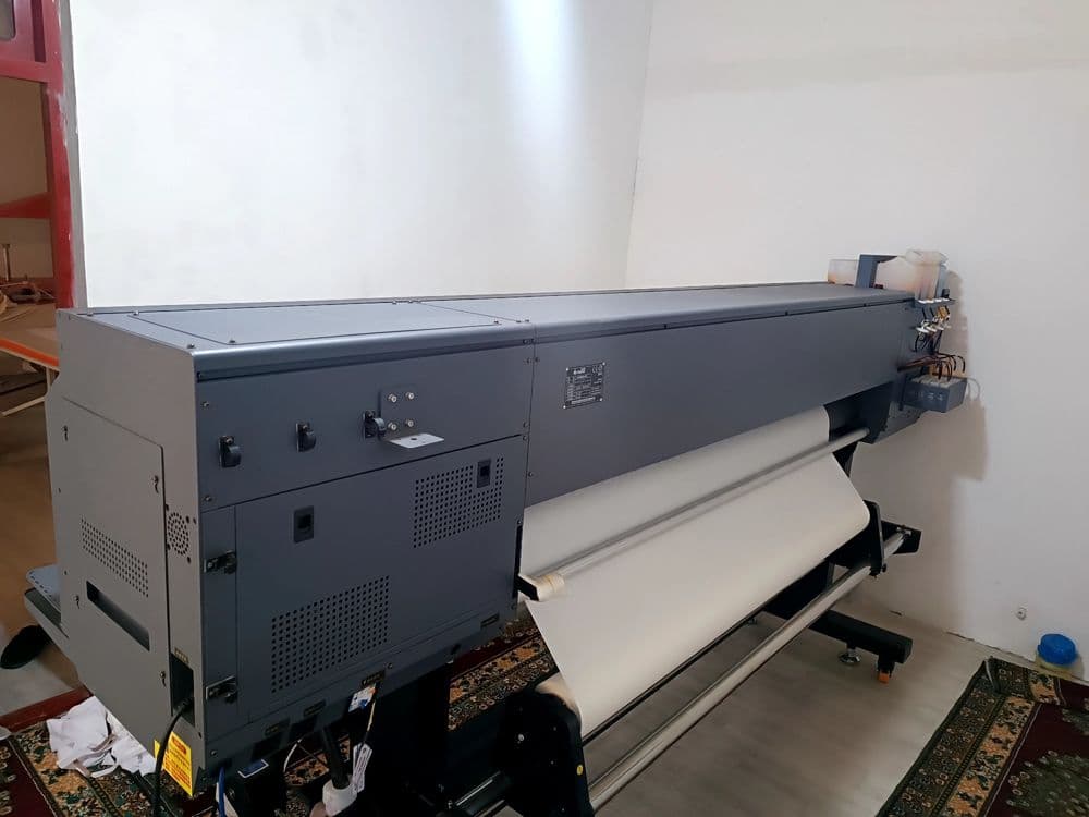 Sublimatsiya printer 3 ta galofkali holati yangi ishlamagan deyarli — 2