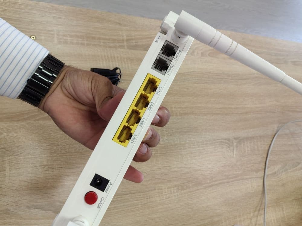 wi fi router huawei zte modem pon repeatet — 8