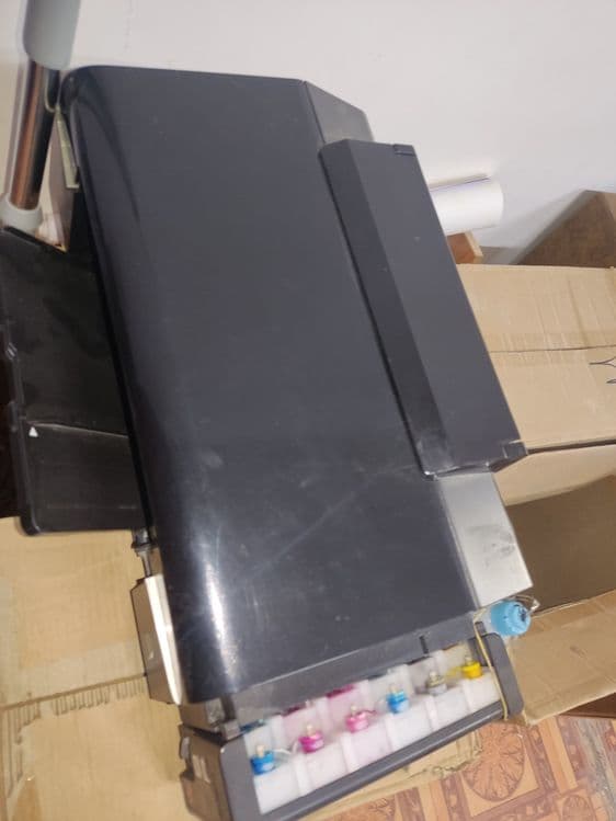 Epson L805 3 tasi sotiladi — 3