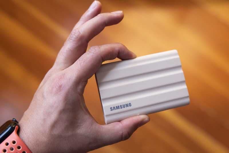 Портативный SSD - Samsung T7 Shield 1TB USB TYPE-C — 3