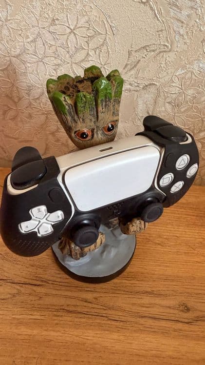 Фигурка подставка геймпада,  смартфона Playstation, Xbox — 4