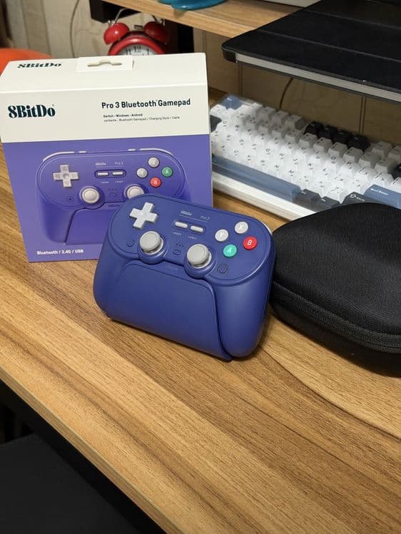 8BitDo Pro 3 Bluetooth Gamepad — как новый + подарки — 2