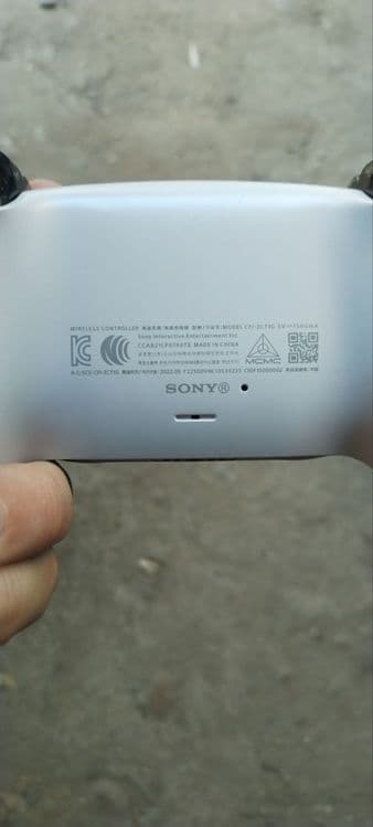 Продаеться джойстик на Sony Play Station5 — 2