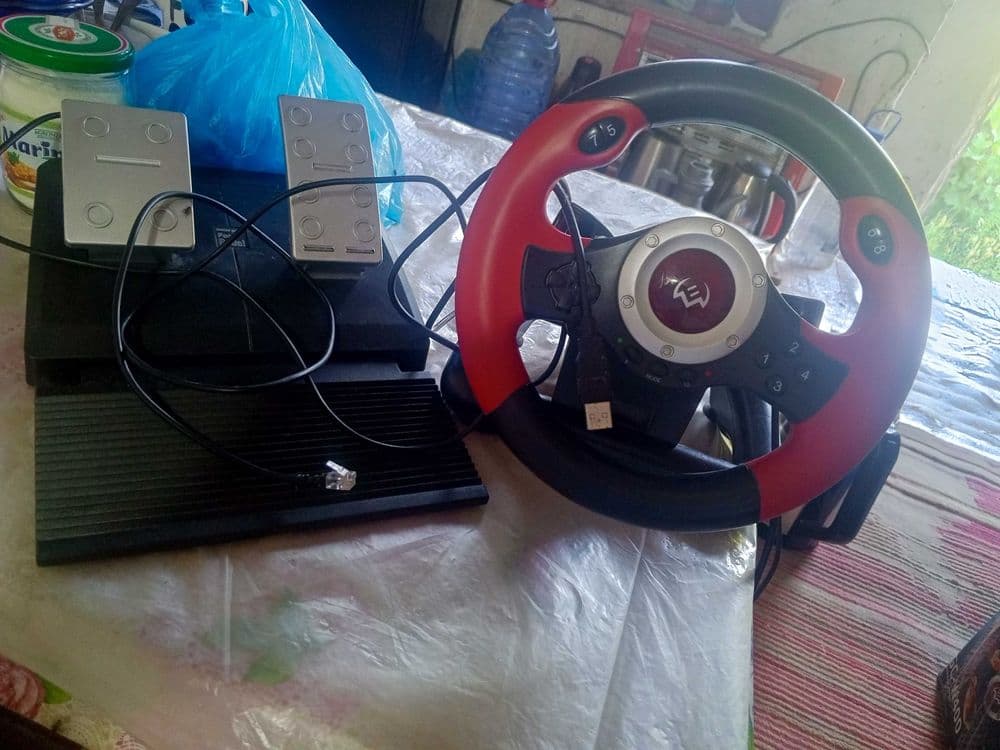 Игровой руль сотилади 550.000 келишамиз — 3