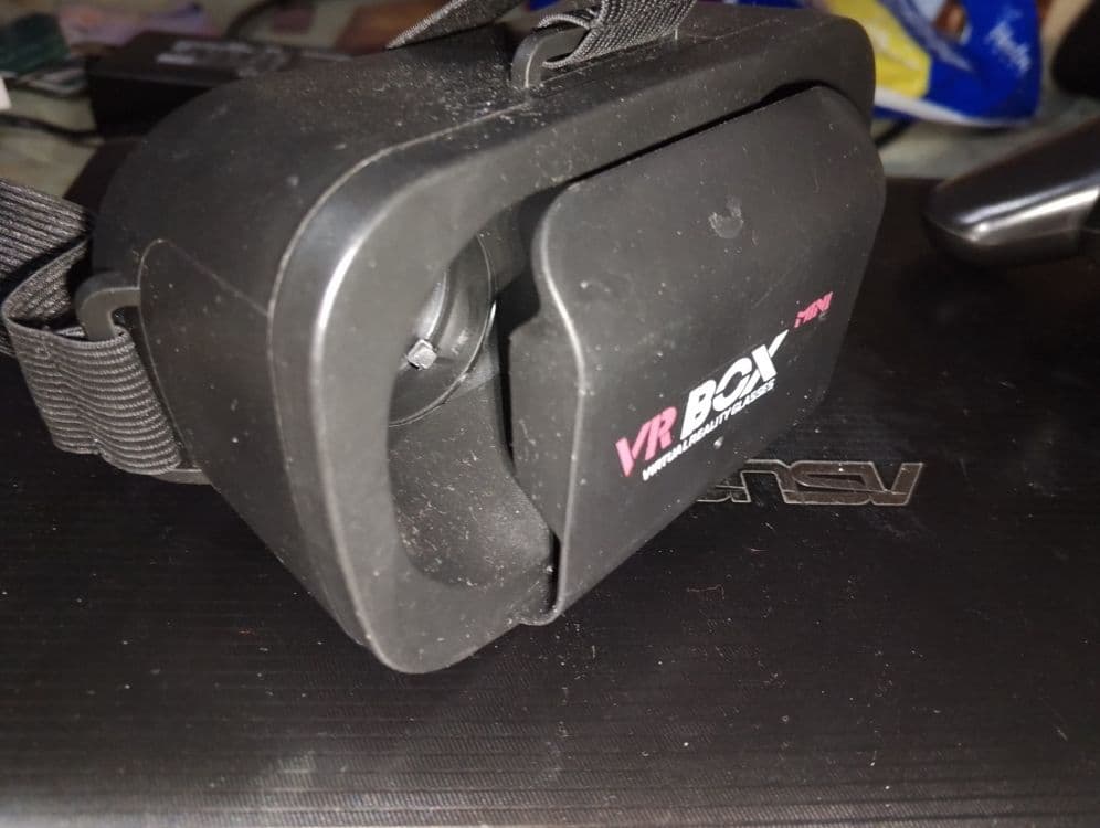 Продаётся VR очки весь комплект новый — 3