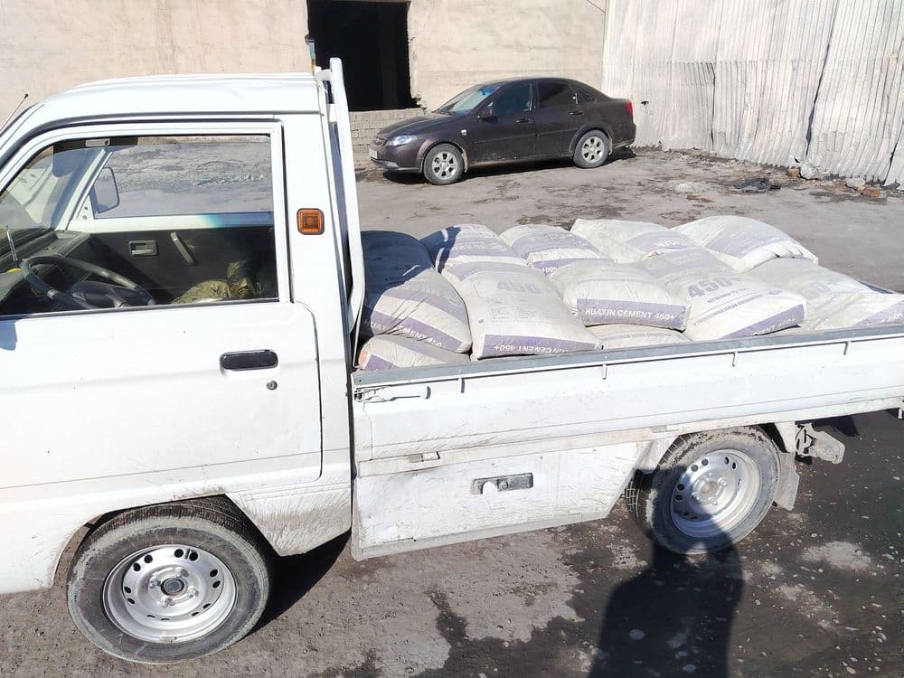 Qum 8000 sum Sheben Xok Blok Oxak Sement Keramzit Xaltalig — 3