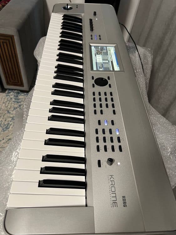 Korg krome yangi 100% — 2