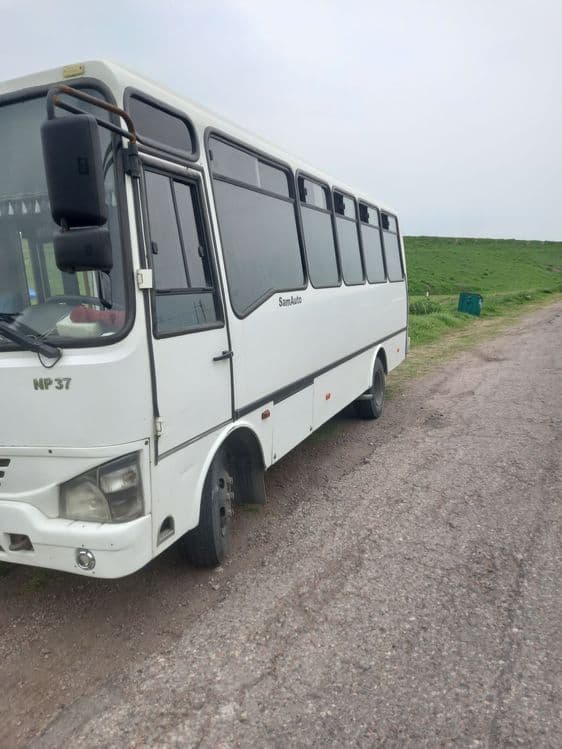 Isuzu zakaz | Avtobus zakaz | 26 ta yumshoq o'rindiqli — 4