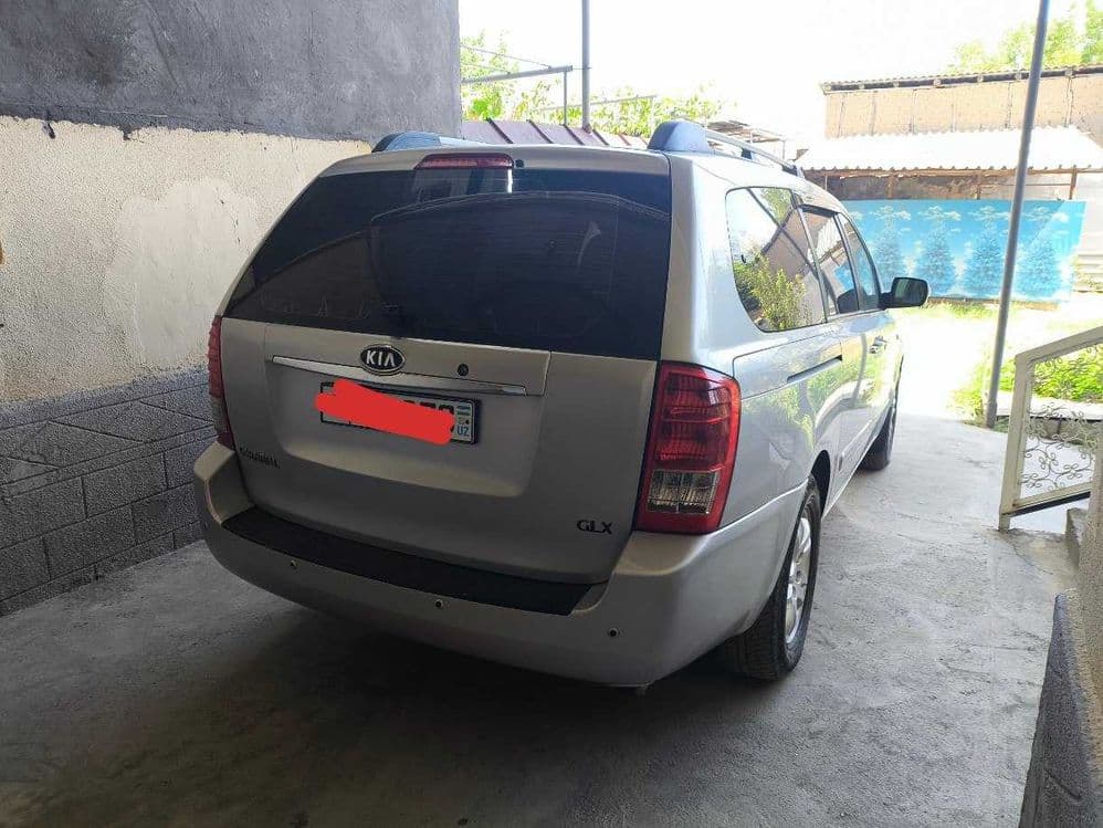 Такси в горы, поездка на Чарвак, Пирамиды, Бочка kia carnival — 2