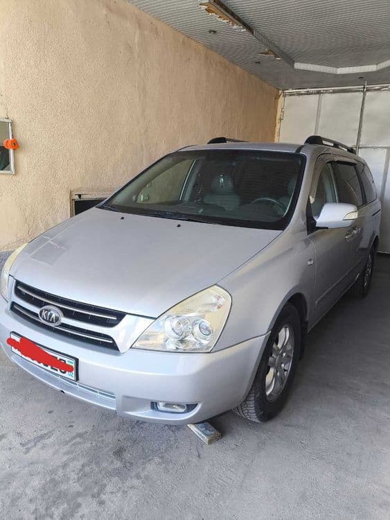 Такси в горы, поездка на Чарвак, Пирамиды, Бочка kia carnival — 3