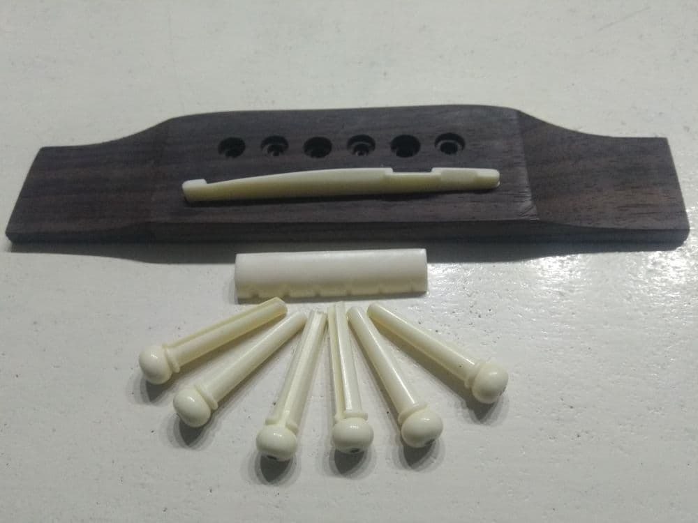 Akustik gitara zapchastlari sotiladi — 3
