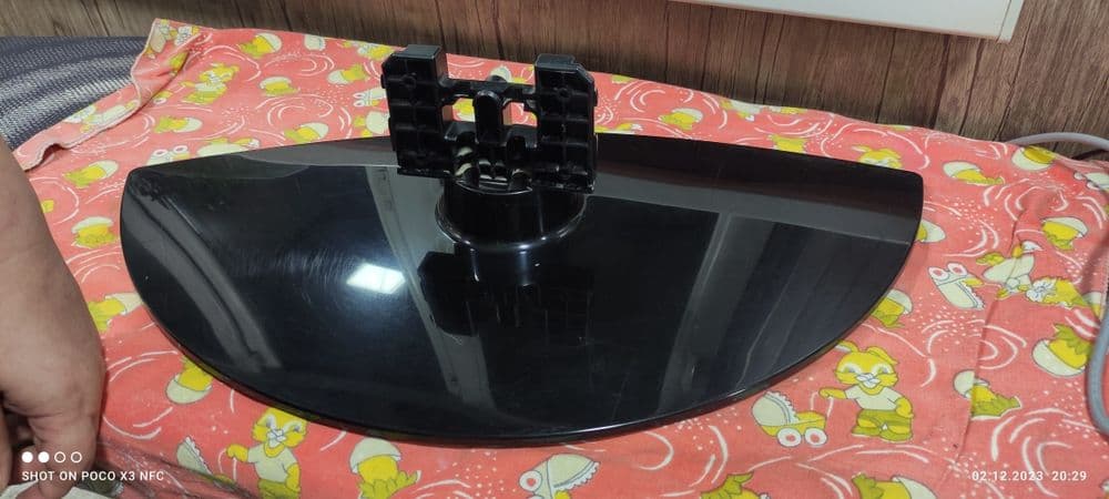 Подставка. От телевизора LG — 1