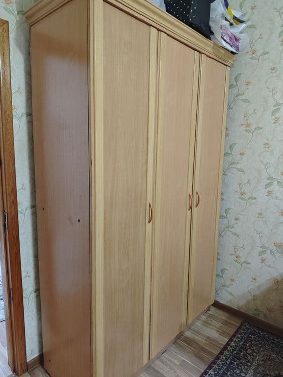 Столы, кровати, шкаф, стулья - Ташкент - Распродажа — 3