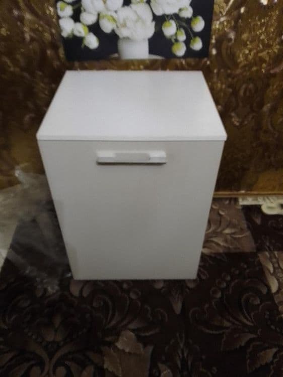 Компьюторный стол  ,в виде тумбы,раскладной,новый — 2