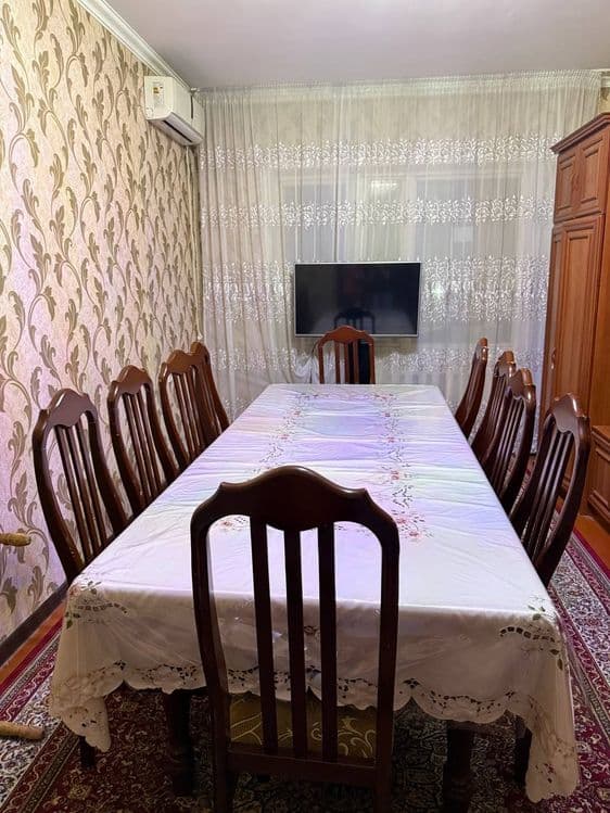 Продаются стулья, без стола 5 штук, в очень хорошем состоянии — 2