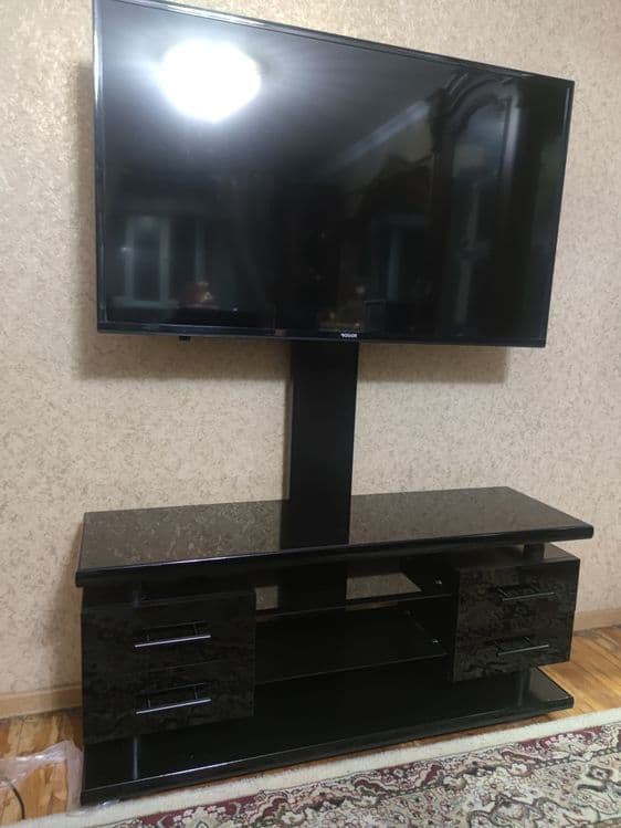 Podstavka pod televizor — 6
