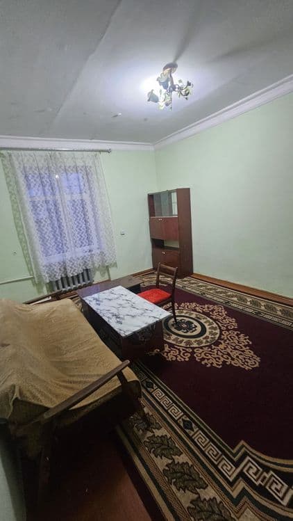 Гардероб ва диван сотилади — 2