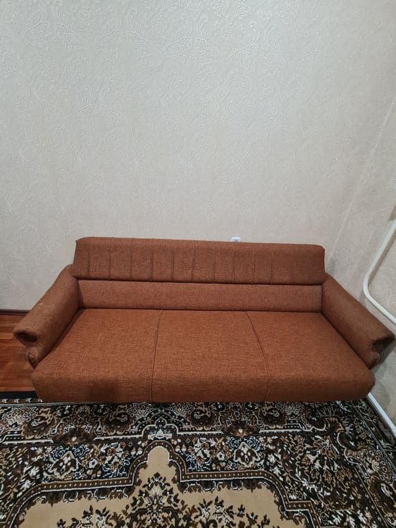 Продаётся диван и 2 кресла БУ — 1