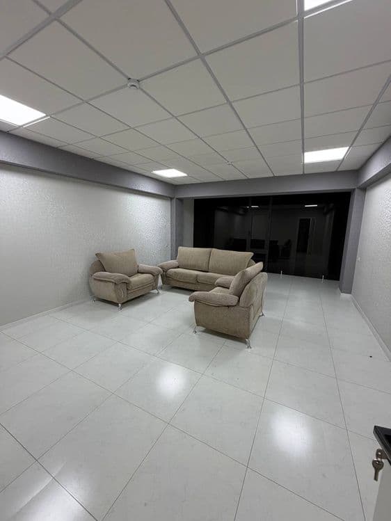 Divan kresla sotiladi 100$ — 1