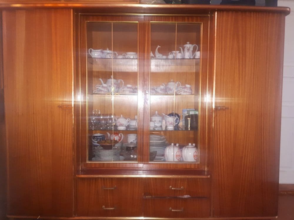 Продаеться шкаф Хельга из чистого дерева — 1