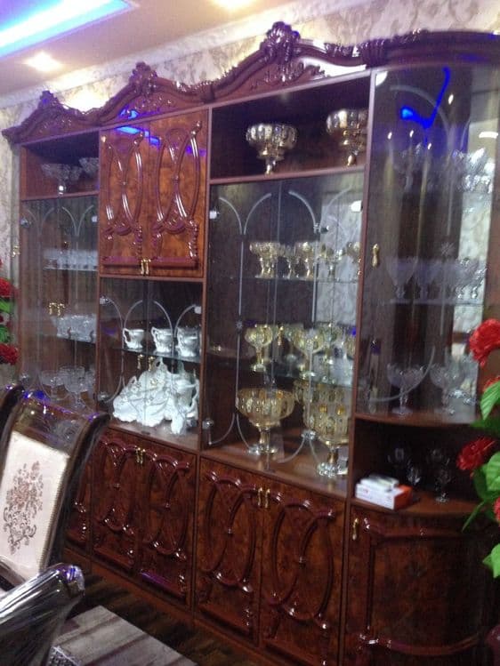 Стенка горка mehmonhona uchun mebel — 2