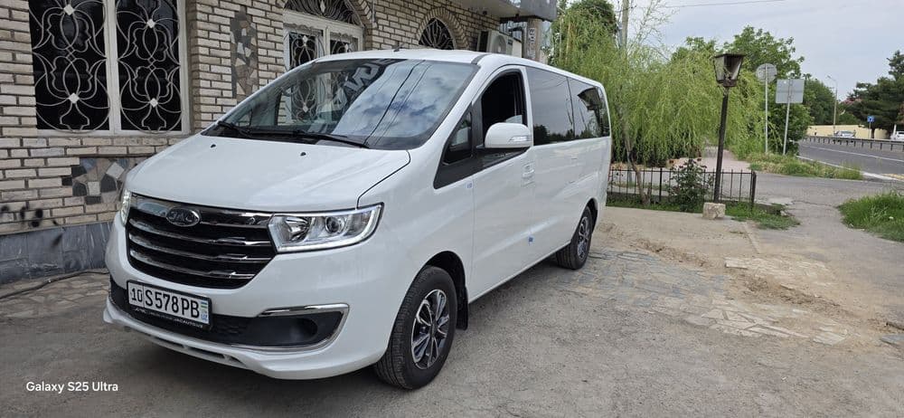 Услуги пассажирских перевозок на JAC M3 по Ташкенту и области — 1