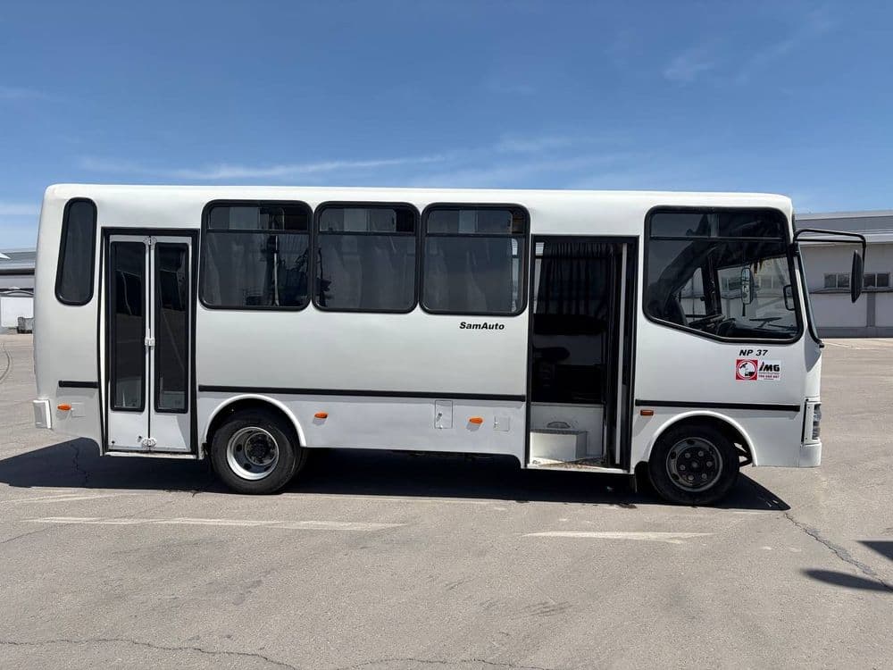 Аренда автобуса ISUZU — 2