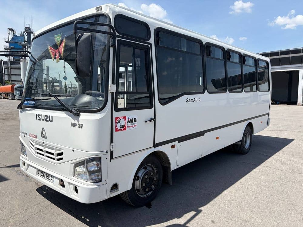 Аренда автобуса ISUZU — 3