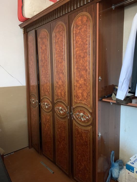 Mebel stenka divan — 1