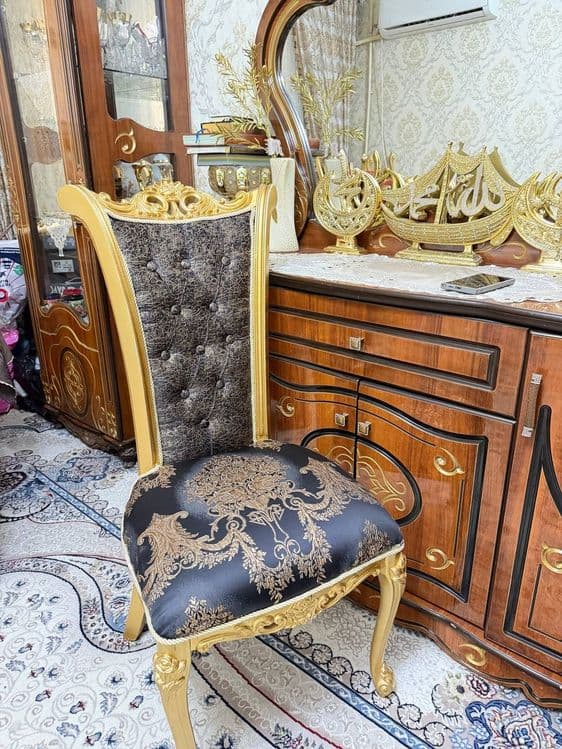Срочно продам мебель пенал камот стол и стул состояние идеальное — 2