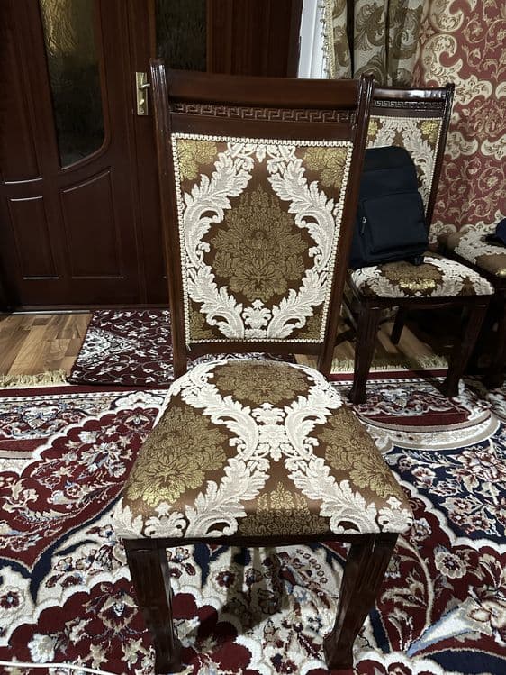 Stol stullari bilan Komplekt holati ideal! — 5