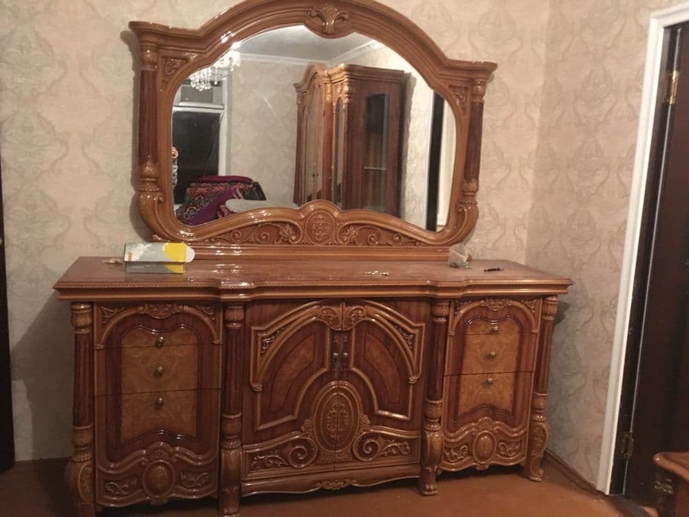 Mebel sotiladi holati yaxshi Xitoy mebeli