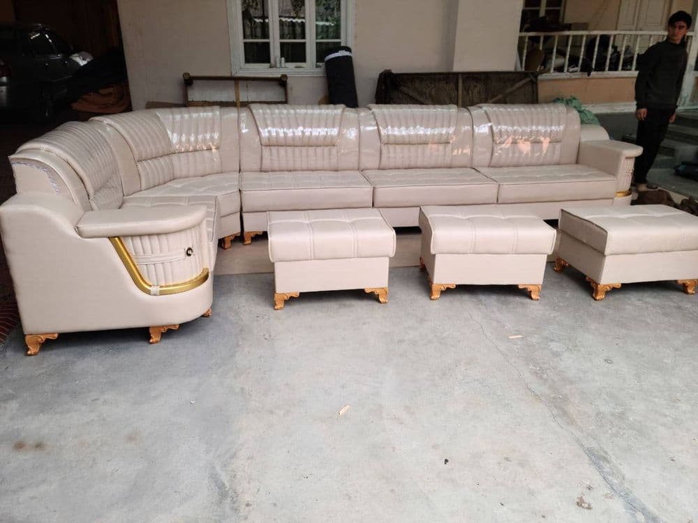 Yumshoq mebelar 3 mln 300 ming som skidka narxda — 1
