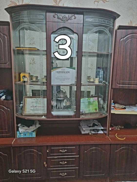 Гостиная мебель  сотилади. — 3