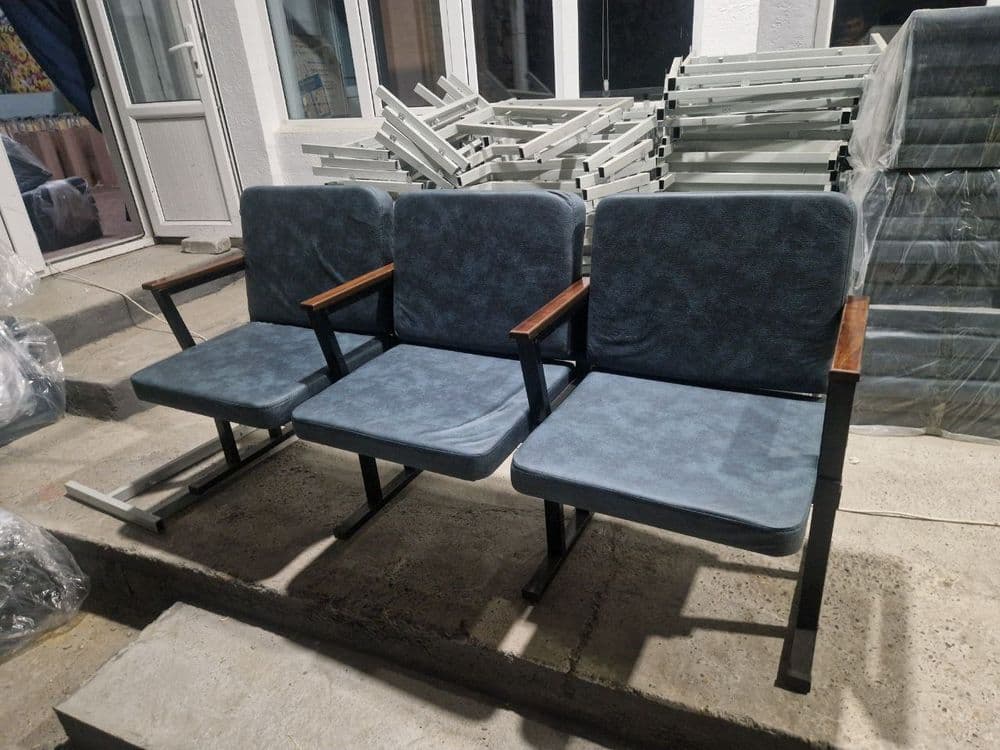 3 o'rinli stul Airaport optim narxlarda — 5