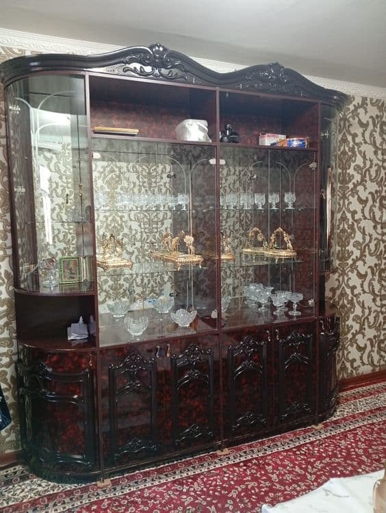 Сервант сатылады таза келисип беремен — 1