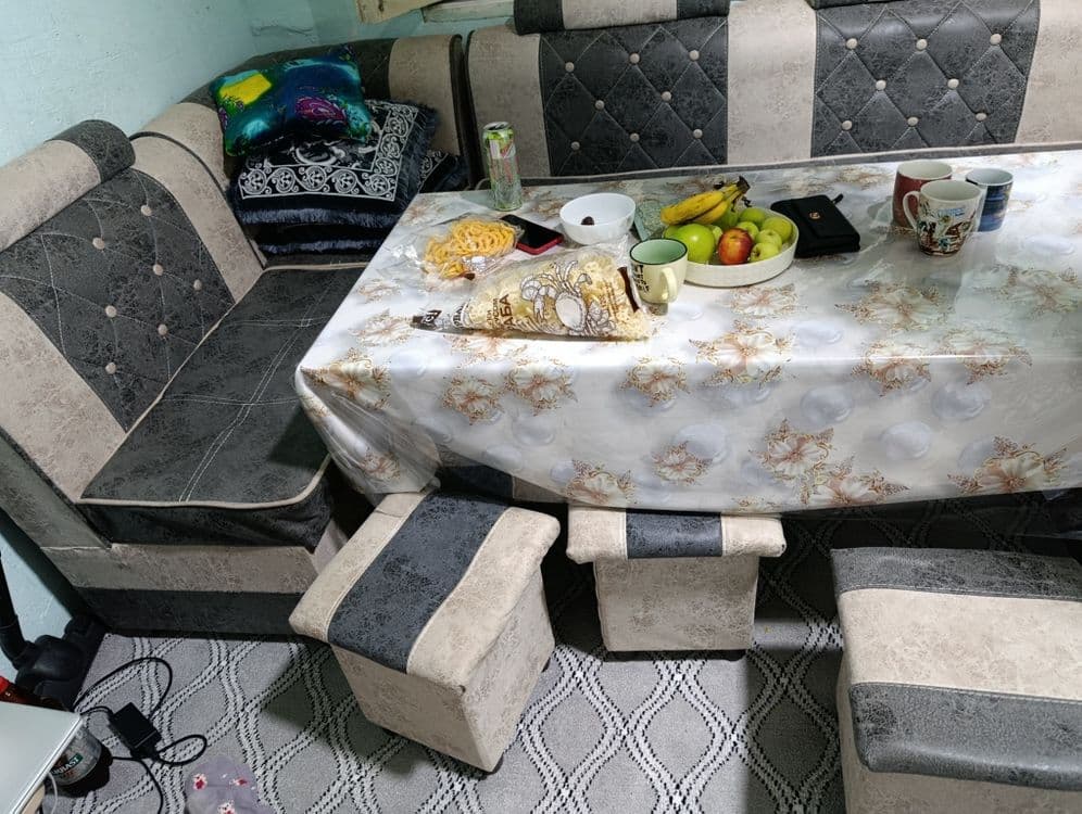 Уголок сотилади, продается уголок — 2