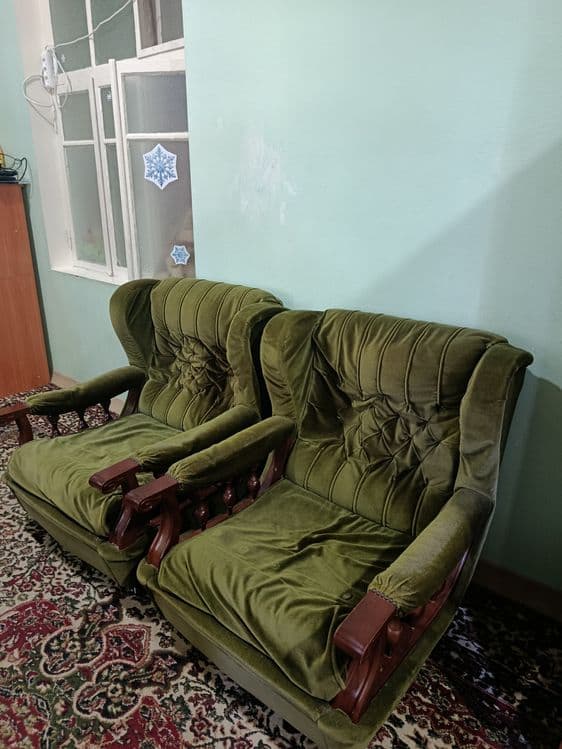 Диван и 2 кресла — 4