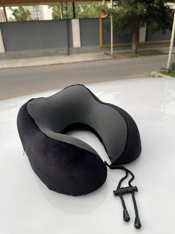Sayohat yostig‘i (Travel Pillow)