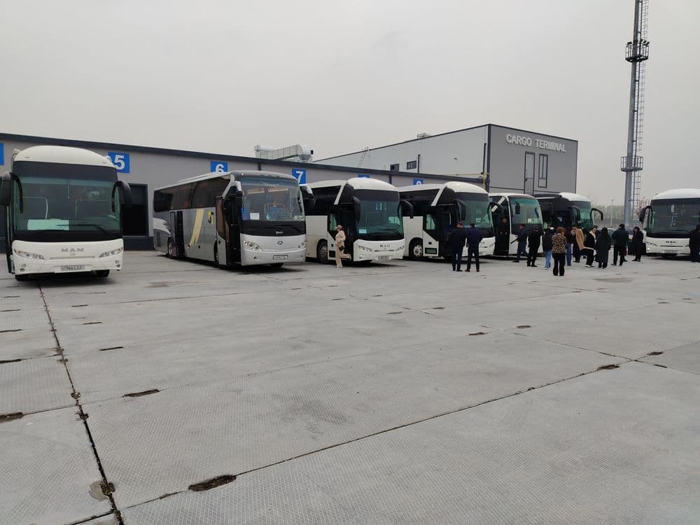 Заказ автобусов. Buyurtma avtobus. Yutong 51  место — 4